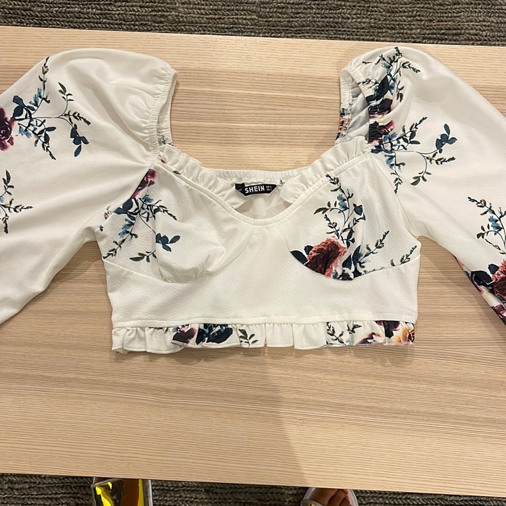 White floral crop